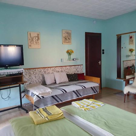 Pereszlenyi Vendeghaz Hotel Visegrad Bagian luar foto