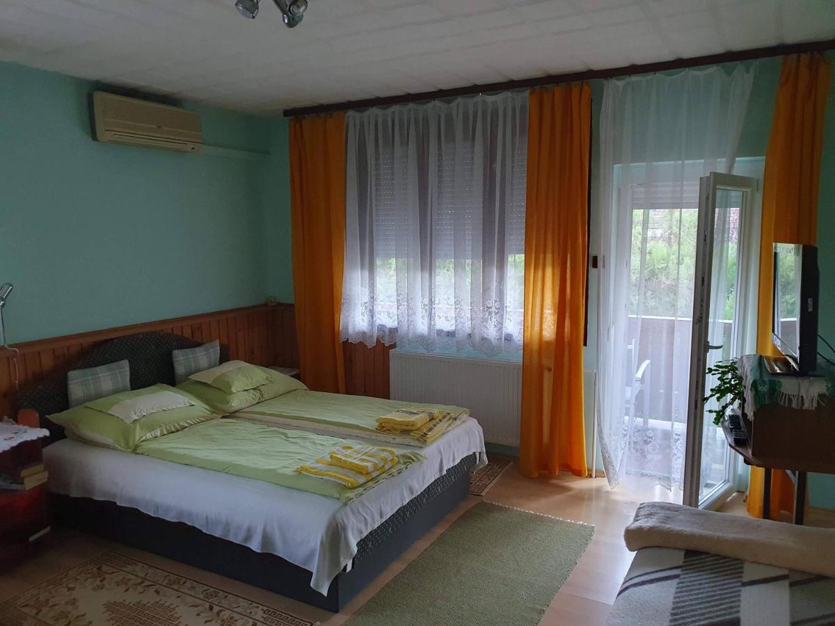 Pereszlenyi Vendeghaz Hotel Visegrad Bagian luar foto