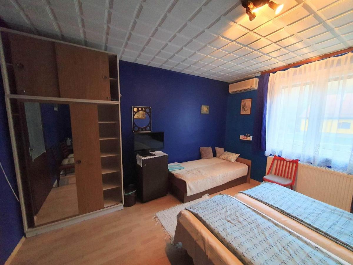 Pereszlenyi Vendeghaz Hotel Visegrad Bagian luar foto
