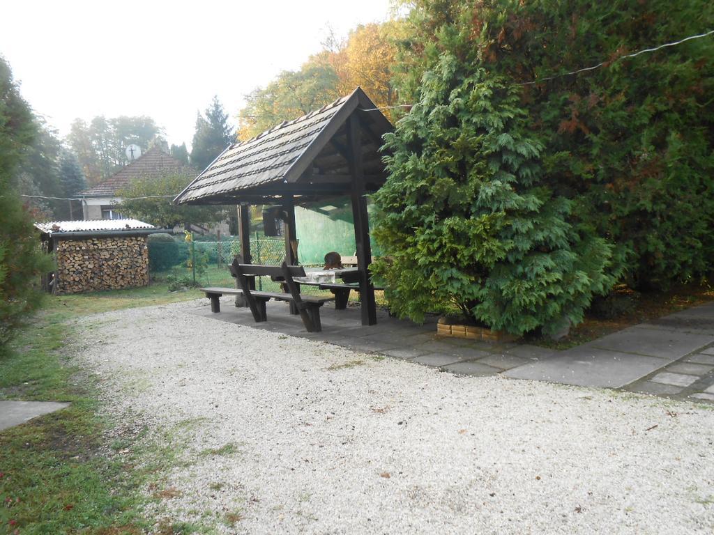 Pereszlenyi Vendeghaz Hotel Visegrad Bagian luar foto